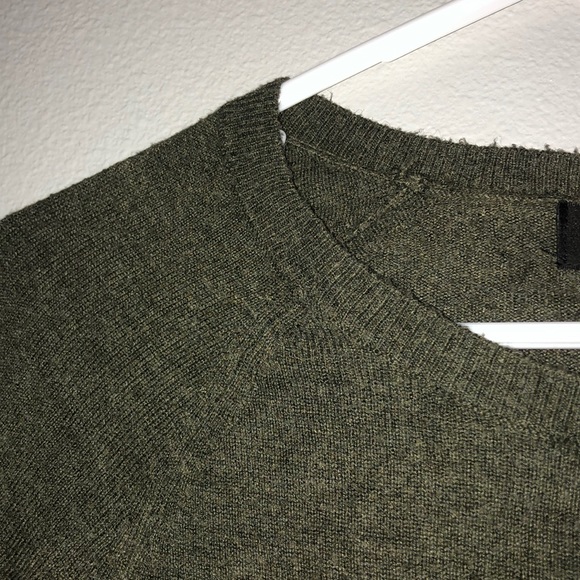 Light Weight Sweater - Picture 2 of 3